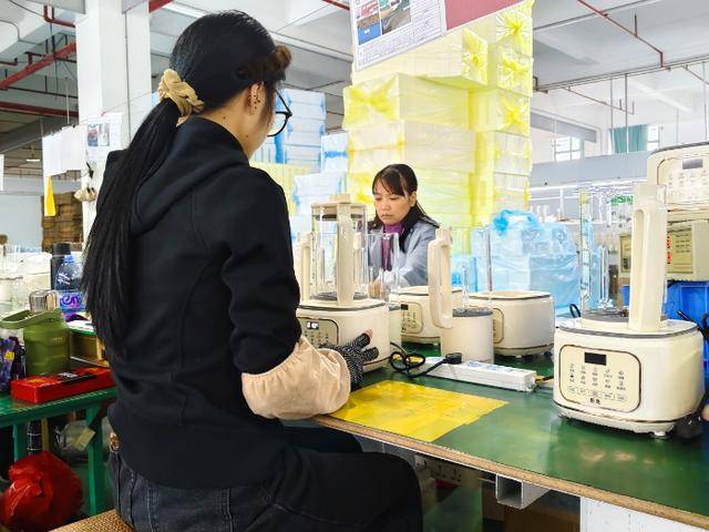 沿着拼多多的“数字丝路”,广东小家电走上西部餐桌